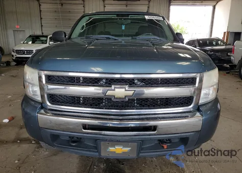 2010 Chevrolet Silverado K1500 Ls from USA, damaged, VIN 1GCSKREA1AZ112439